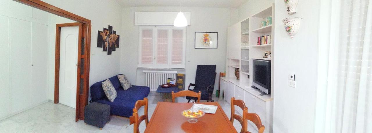 Apartamento Residenza Carlo Di Borbone Caserta Exterior foto