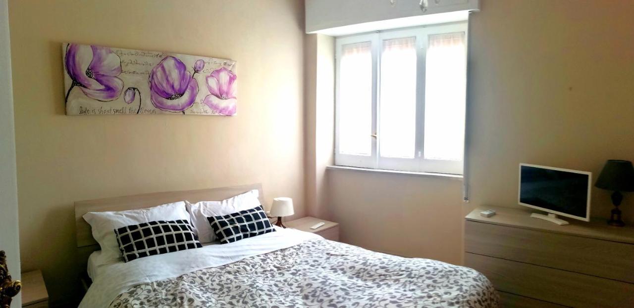 Apartamento Residenza Carlo Di Borbone Caserta Exterior foto